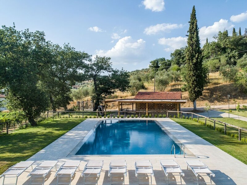 Spacious Villa in Castiglion Fiorentino Italy With Pool
