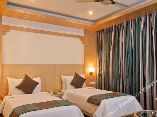 Фото Hotel Southern Grand