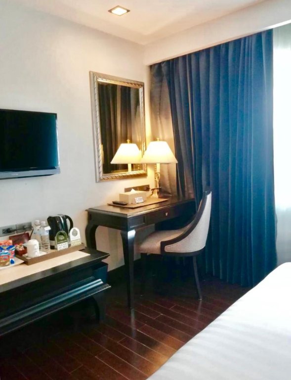 Фото Gulliver's Tavern Hotel