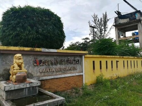 Гостиница Lanta Bee Garden