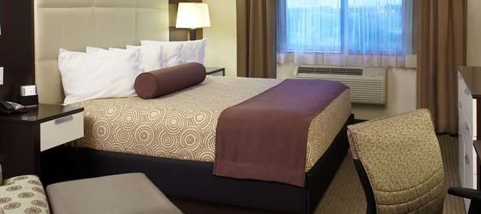 Фото Best Western Plus Lackland Hotel & Suites