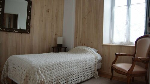 Гостиница Chambres d'hotes EN Aubrac chez Jp в Родезе