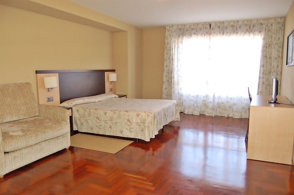 Фото Apartamentos Portazgo