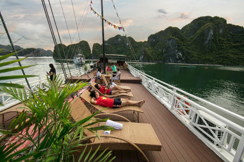 Hotel Majestic Cruise, Quảng Ninh Province, photo