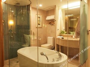 Гостиница Poly Hotel