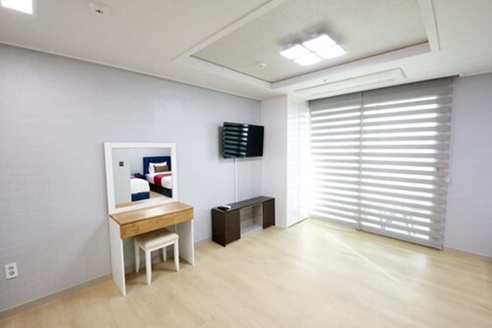 Фото Busan Orum Residence Hotel