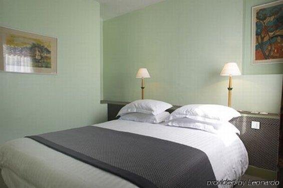 Фото Hotel  Amiraute