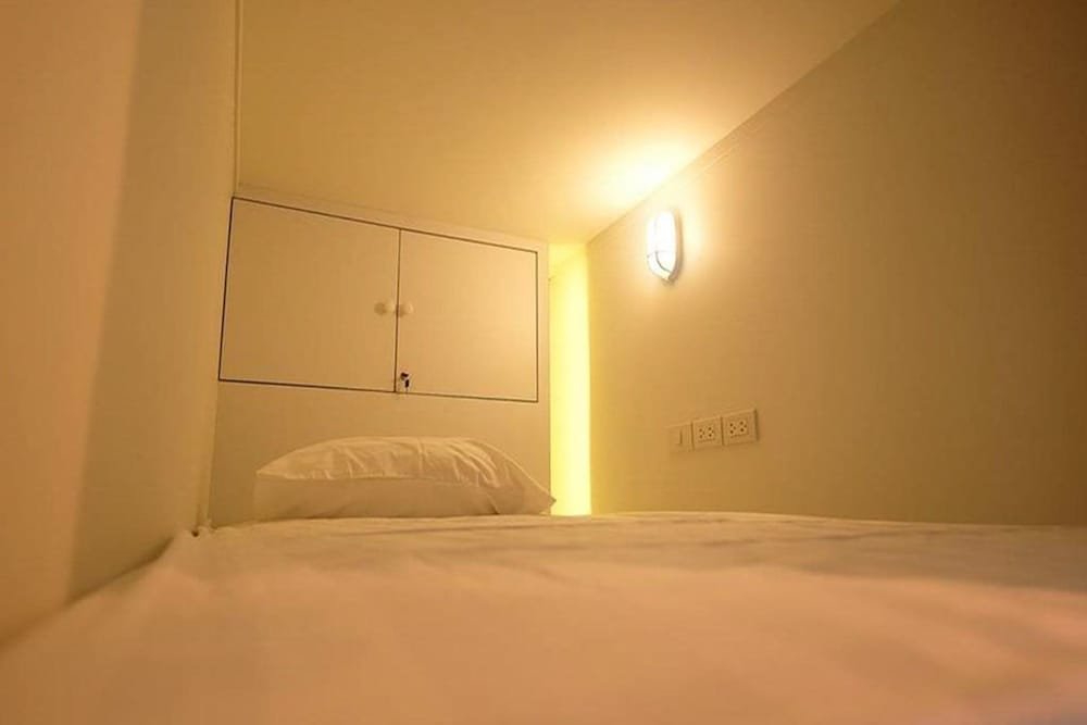 Фото Ratana Boutique Hostel