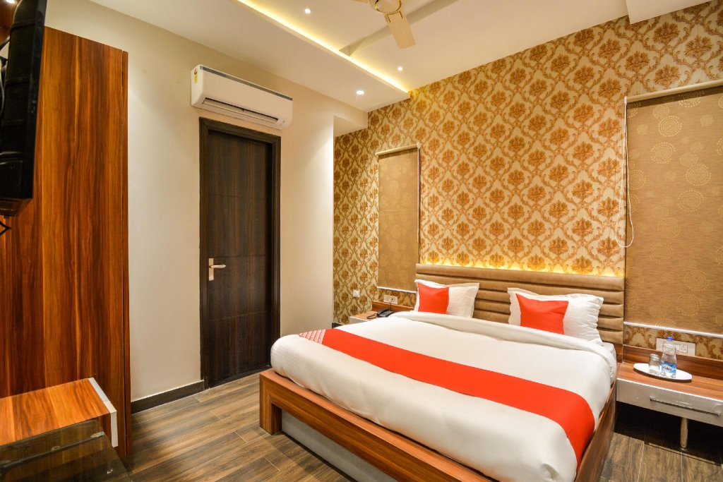 Фото Oyo 24071 Jasco Royal Inn