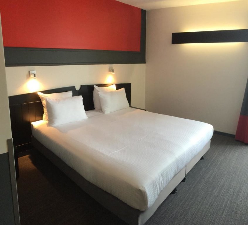 Фото Hotel Europacity
