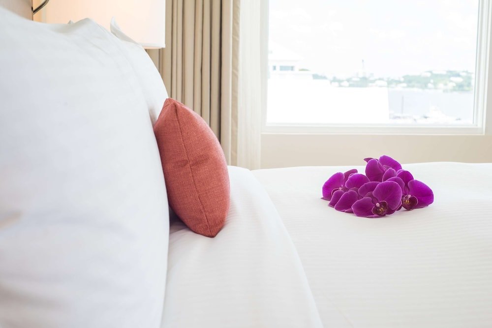 Фото Hamilton Princess & Beach Club A Fairmont Managed Hotel