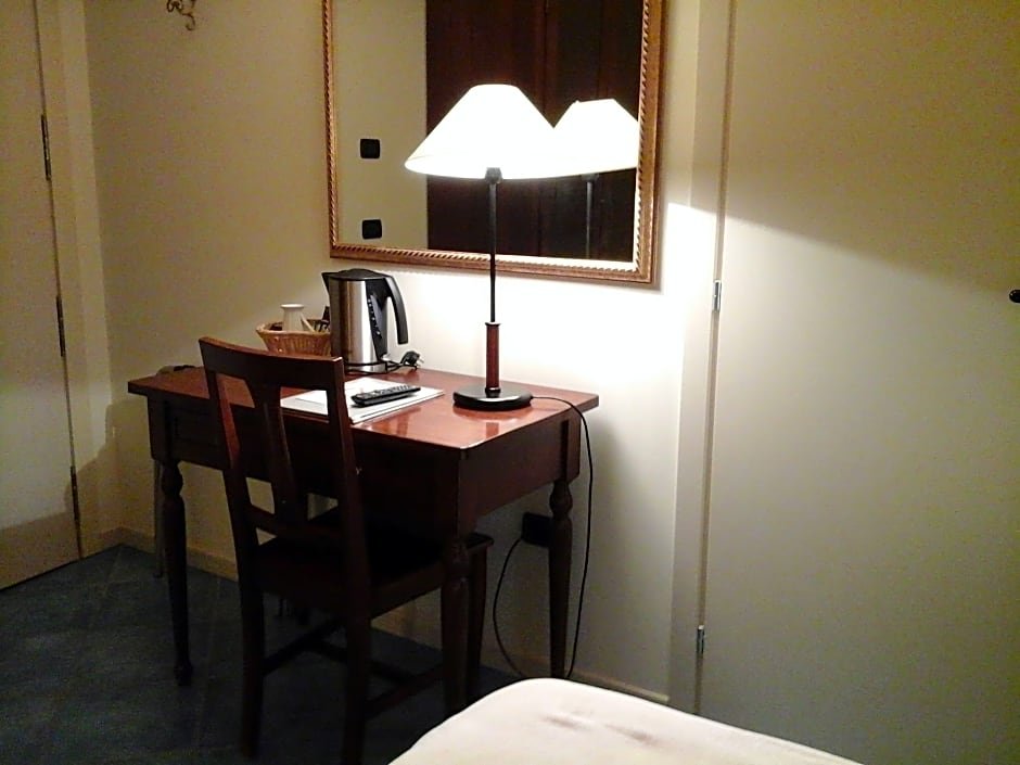 Фото La Contrada