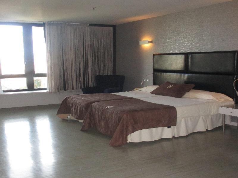 Фото Hotel Escuela Santa Cruz