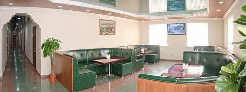 Hotel Gold Hotel, Kinel, photo