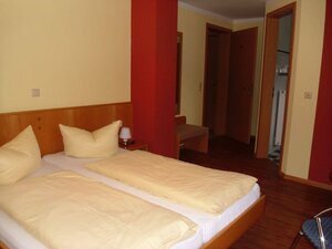 Hotel & Gästehaus Im Ziegelweg garni (Baden-Württemberg, Ortenaukreis, Ziegelweg, 4), hotel