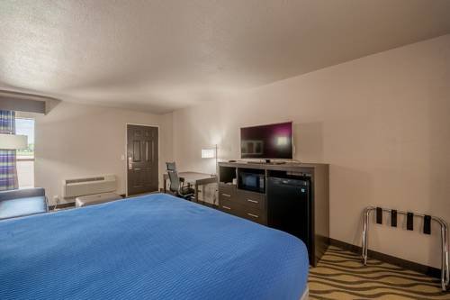 Фото Stratford House Inns - Edmond