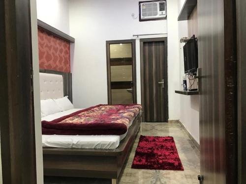 Фото Oyo 9055 Hotel Rich Inn