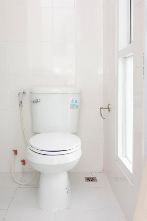 Фото Oyo 587 Baan Taklom Chomtalay