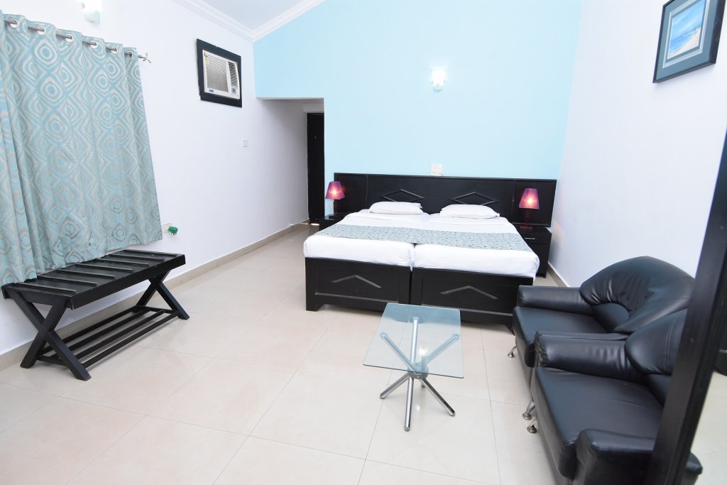 Фото Down Da Village