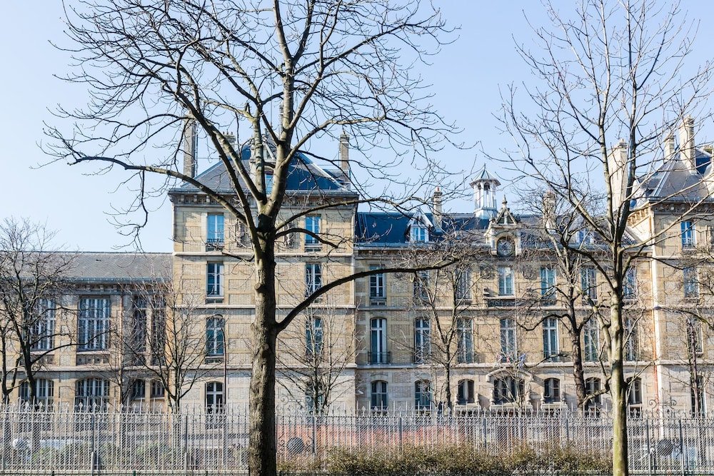 Фото Avia Saphir Montparnasse