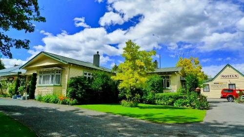 Гостиница Glenalvon Lodge Motels