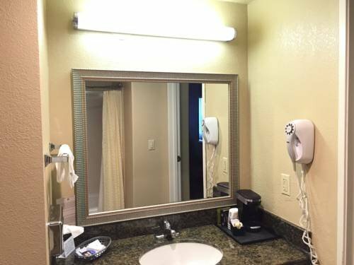 Гостиница Pleasant Hill Inn в Уолнат-Крике