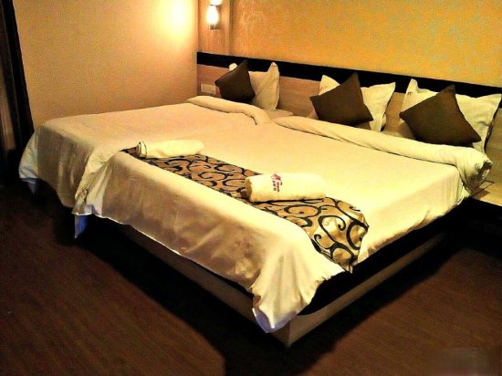 Фото The Majestic Crown