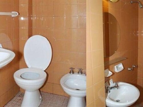 Гостиница Laerte Hotel Mendoza в Мендосе
