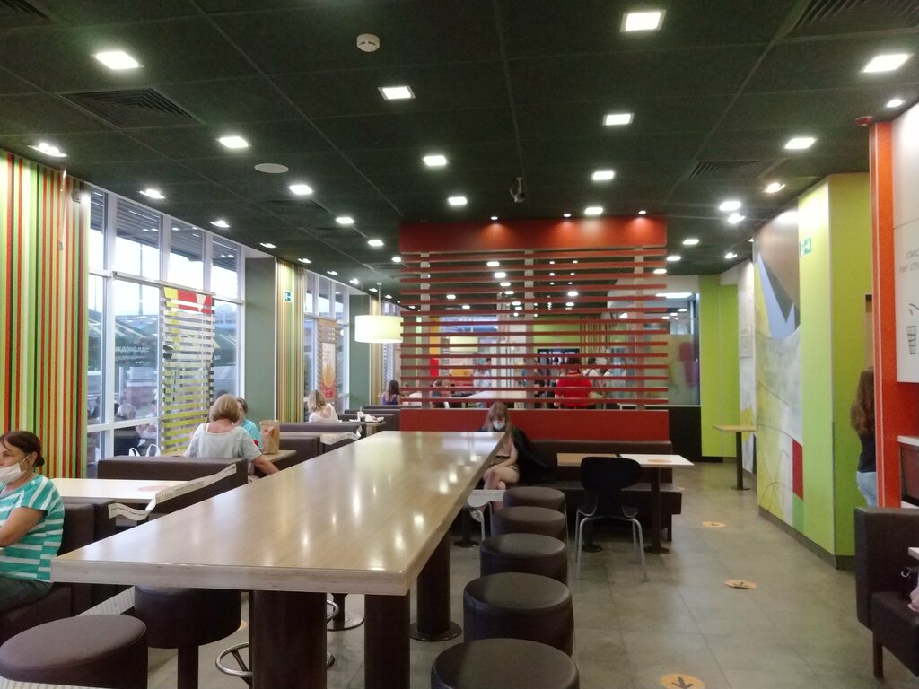 Fast food McDonald's, Kazan, photo