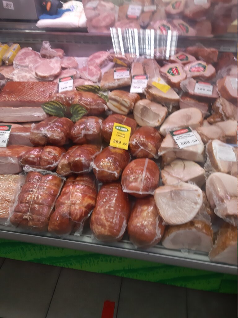 Tienda de carnes, embutidos Velikoluksky myasokombinat, , foto