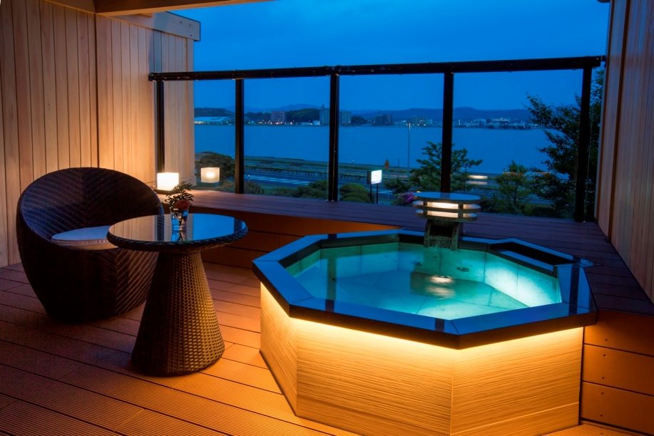 Фото Naniwa Issui