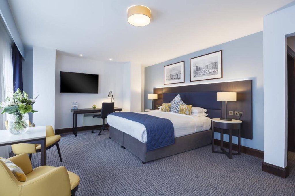 Фото Temple Bar Hotel Dublin by The Unlimited Collection