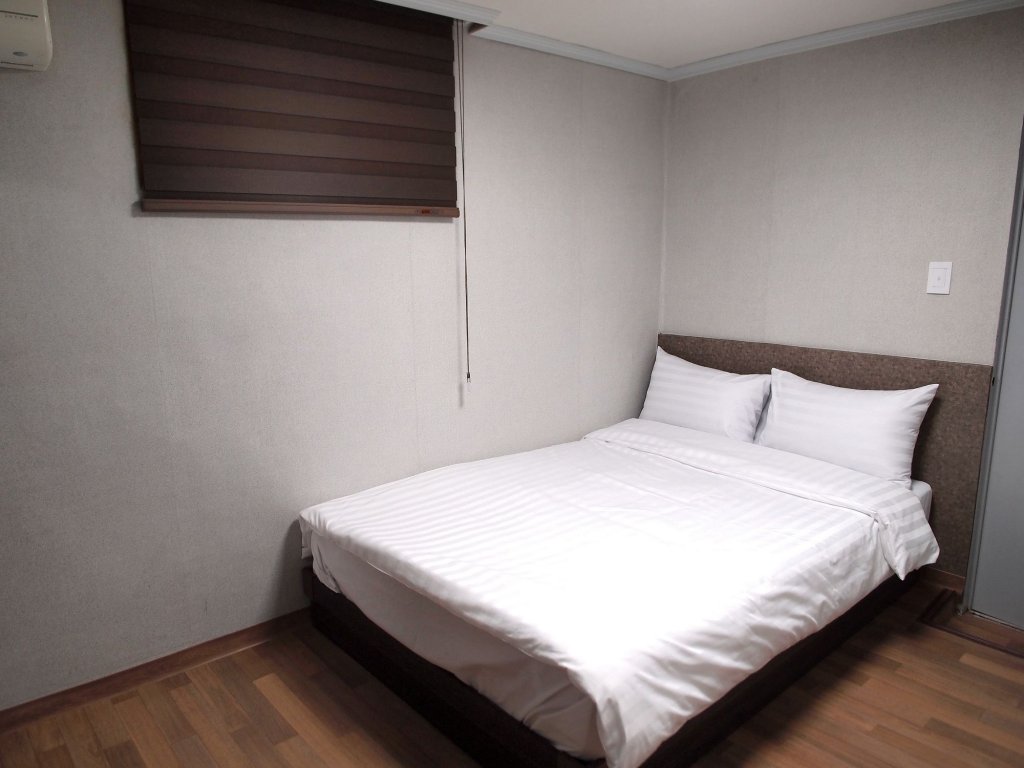 Фото Sinchon Sisters - Hostel