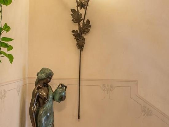 Фото 239423937680