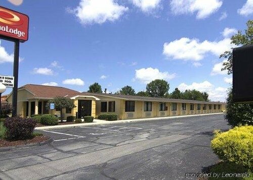 Гостиница Econo Lodge Norwalk