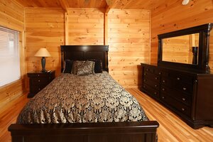 Majestic Mountain Pool Lodge - Seven Bedroom Cabin