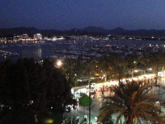 Фото The Blue Apartments by Ibiza Feeling