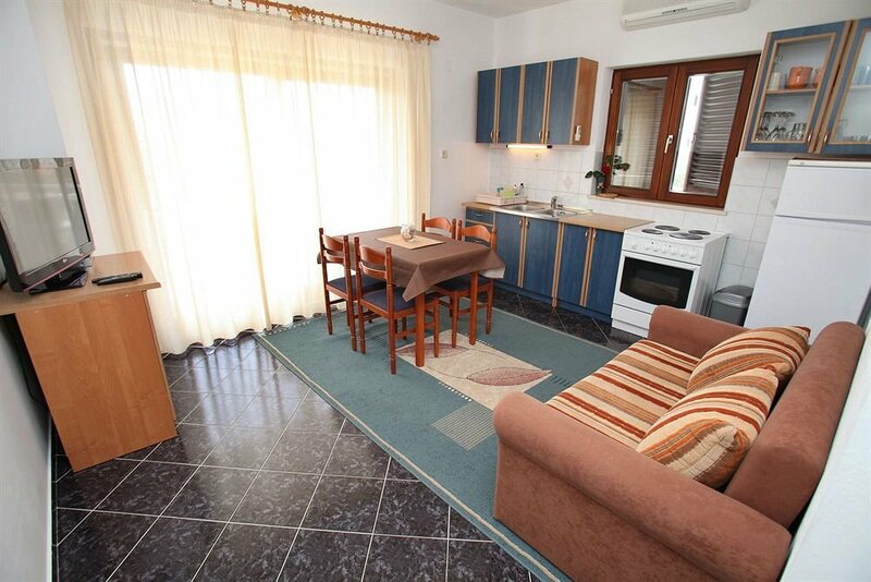 Гостиница Apartments Hrabar в Трогире