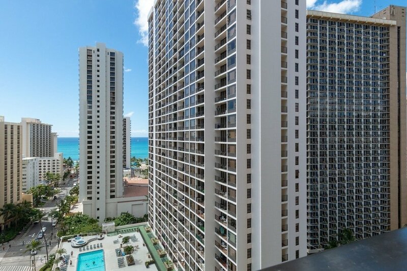 Гостиница Modern Upgraded 20th Floor Condo With Ocean Views в Гонолулу