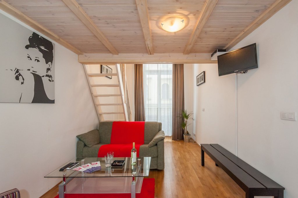 Фото Hybernska Apartments