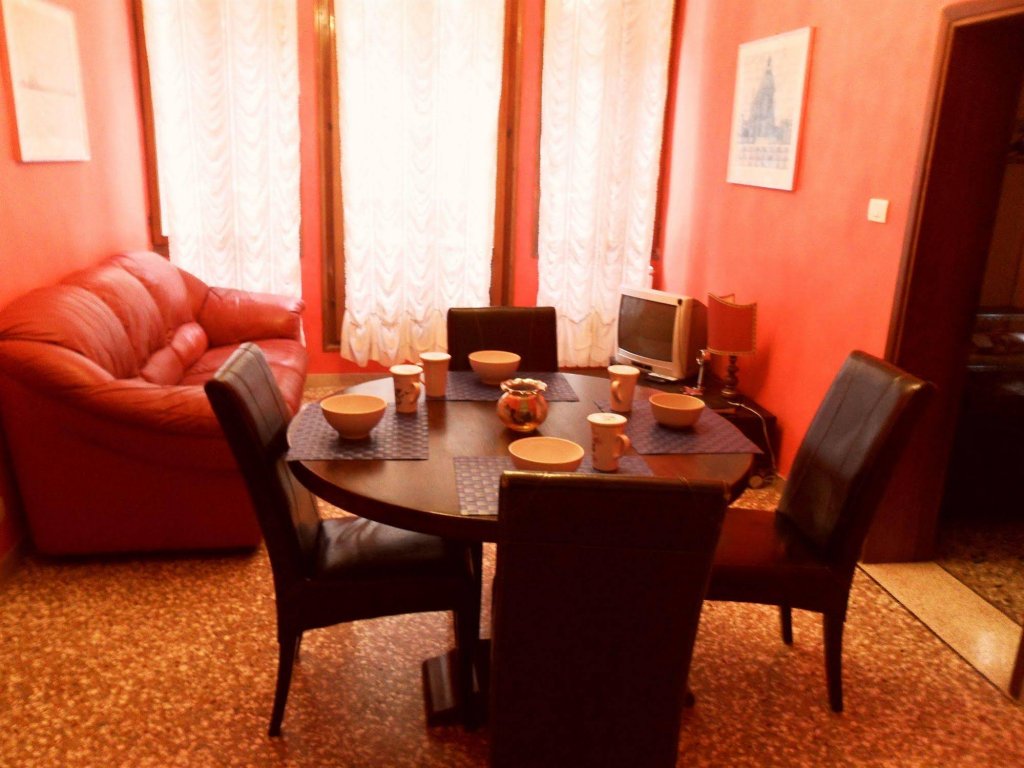 Фото Sunny Venice Apartments