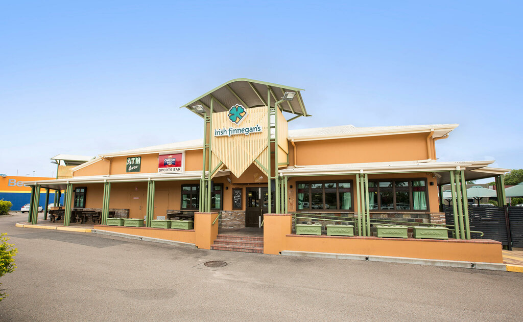 Beer shop Bws Irish Finnegans Drive, Queensland, photo
