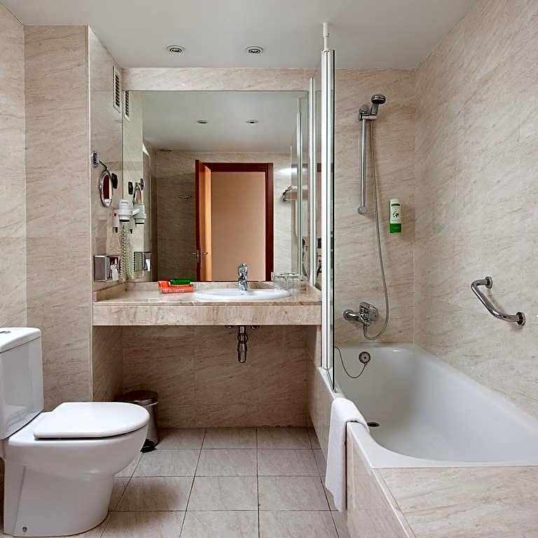 Фото Sercotel Cornella Barcelona