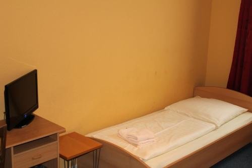 Фото Tyros Und Gaestehaus Am Weidendamm