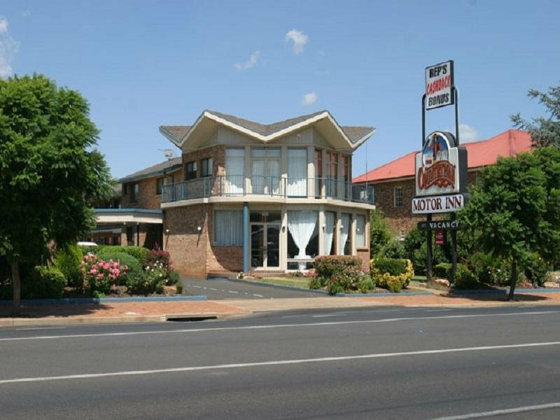 Гостиница Countryman Motor Inn в Даббо