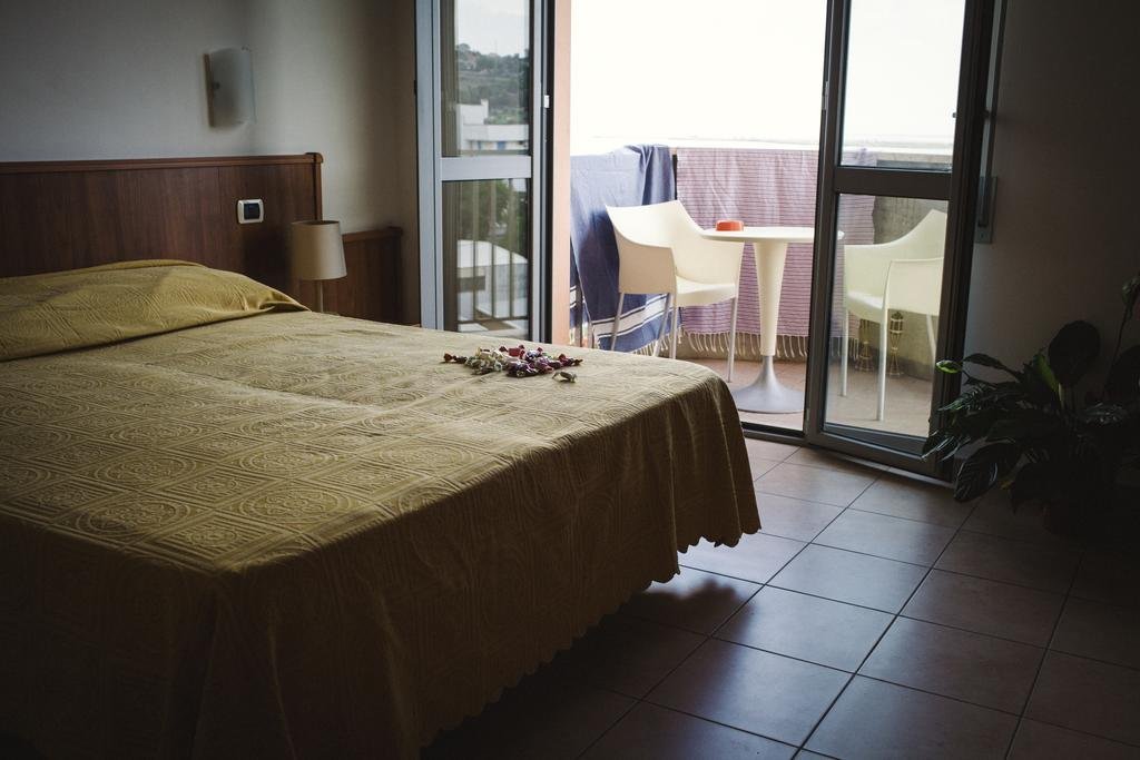 Фото Hotel Royal