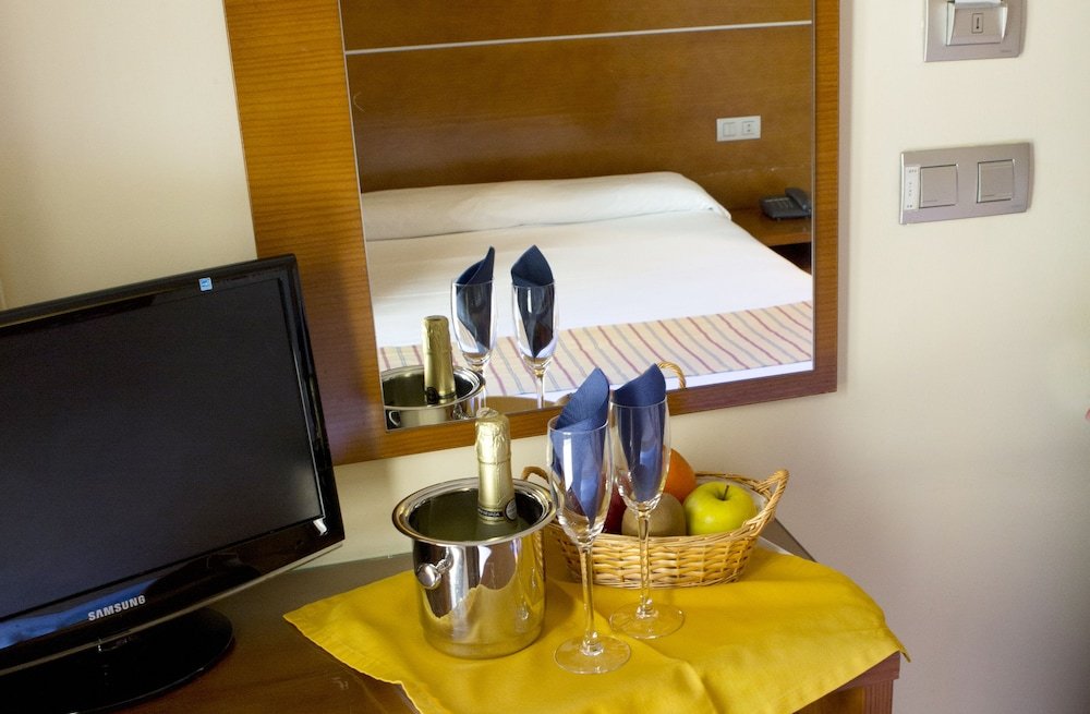 Фото Hotel Boutique Puerta de las Granadas