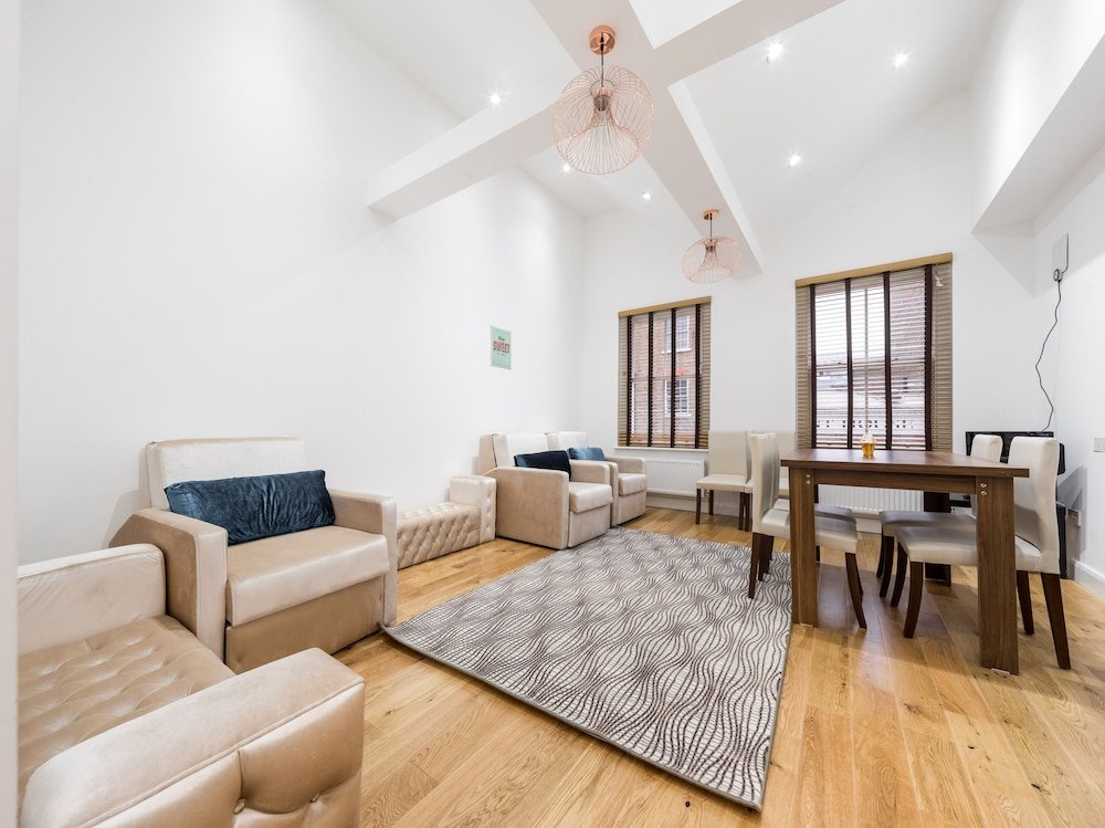 Фото Aldgate Flats