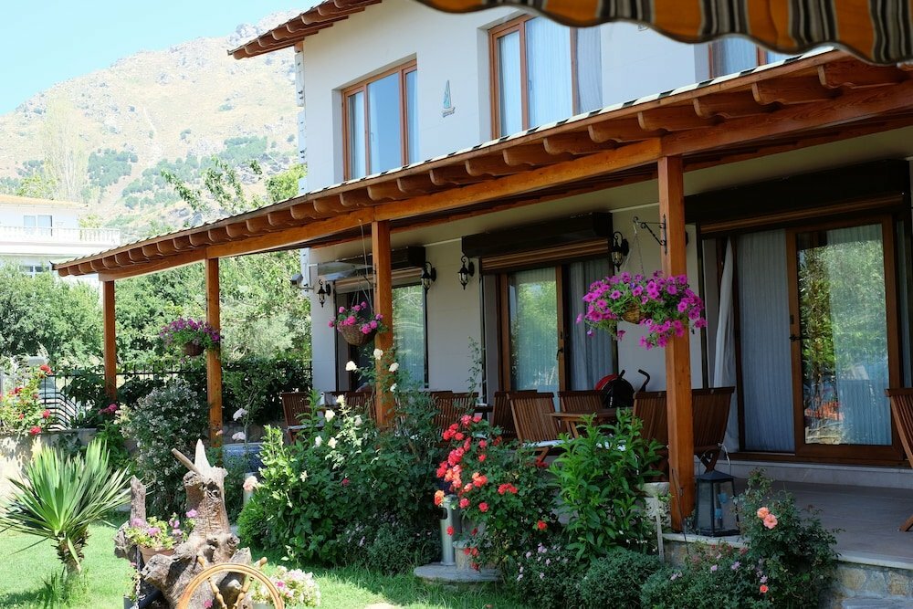 Yelkovan Ada Evi Otel Okullar Mah Aba Sahil Yolu Sok No 61 Marmara Balikesir Turkiye Yandex Haritalar