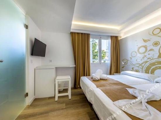 Фото Welikehotel Triton Beach Hotel